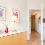 Apartment 552, Seepark